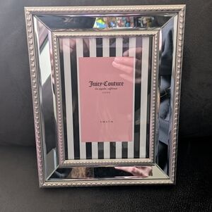 Juicy Couture  Frame 5x7